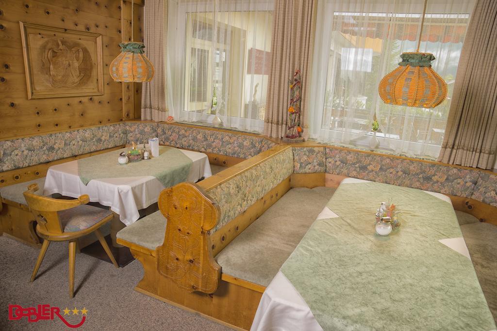 Ferienhotel Dobler Weissenbach am Lech Kültér fotó